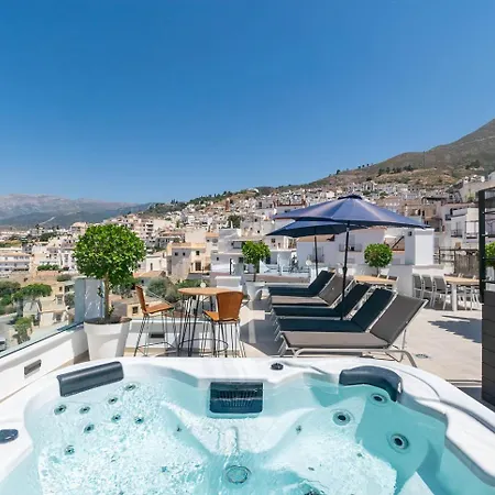 Luxury Apartment *